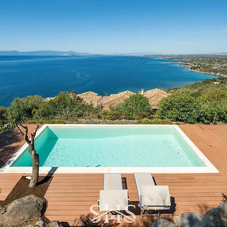 Emilia Villa Terra Mala